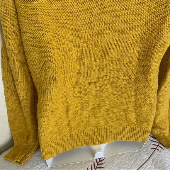 💜💜Mossimo Mustard Sweater YB - Picture 7 of 9